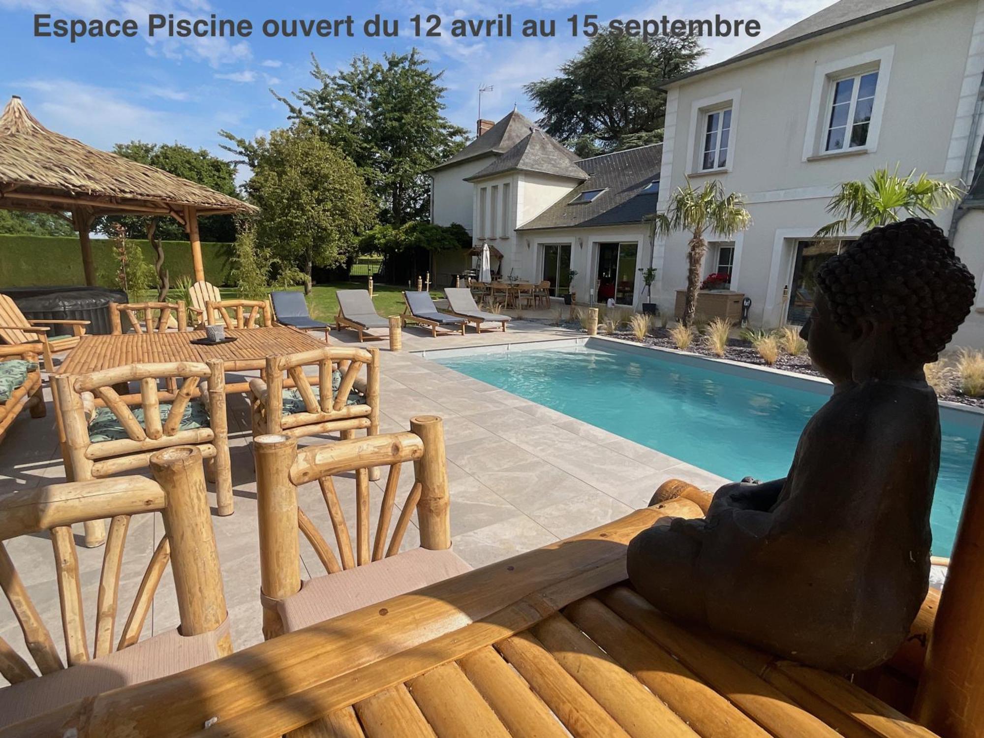 Bed and Breakfast Le Petit Manoir Farceaux Экстерьер фото