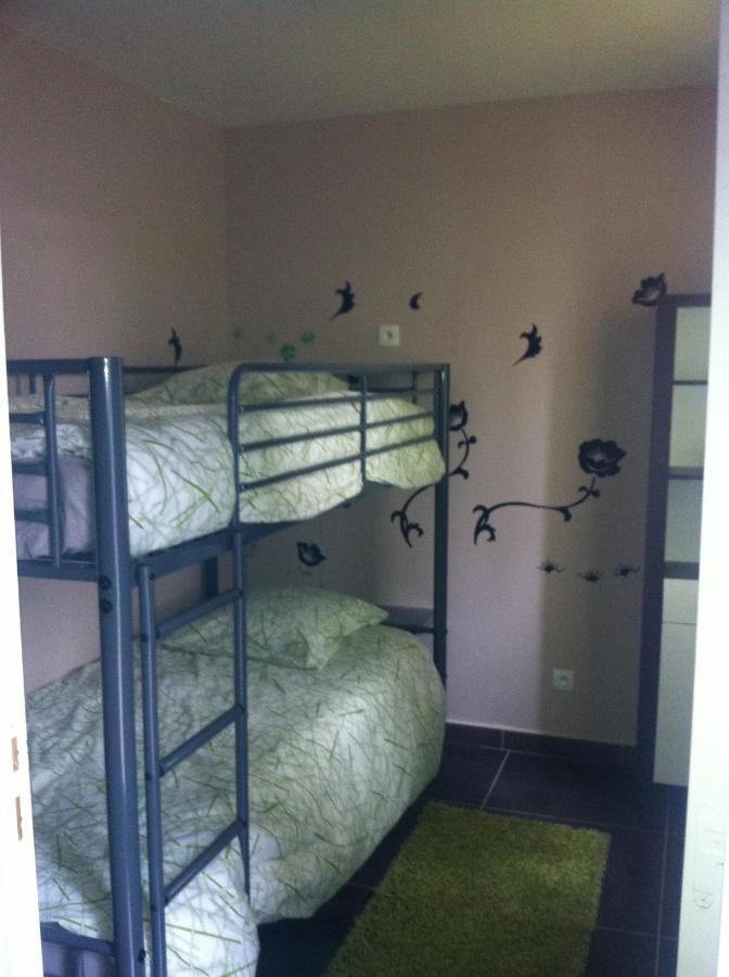 Bed and Breakfast Le Petit Manoir Farceaux Экстерьер фото